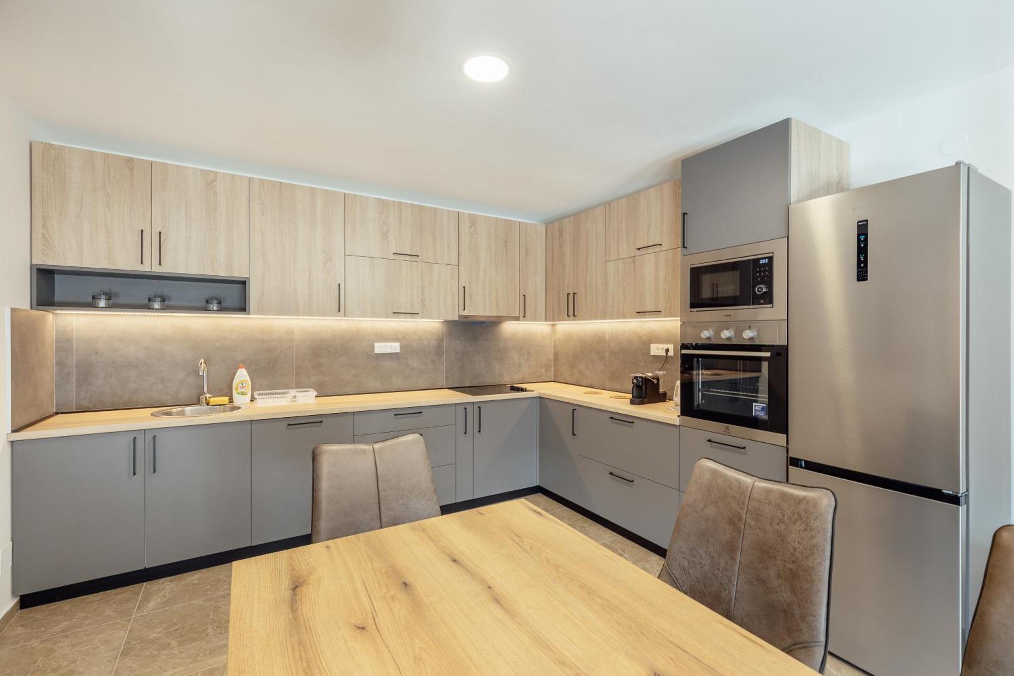 Magnolija Apartmani Igalo Luaran gambar