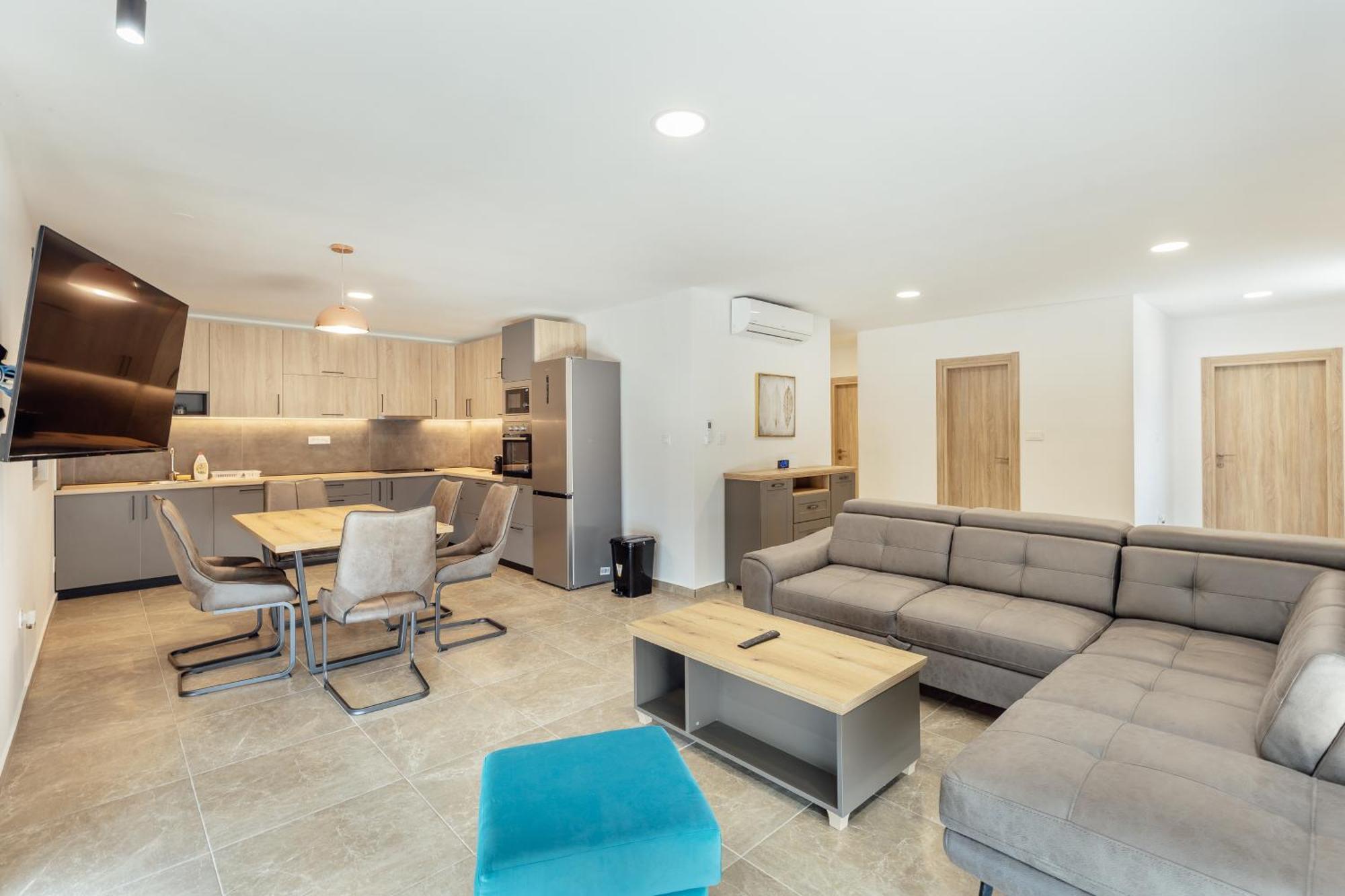 Magnolija Apartmani Igalo Luaran gambar